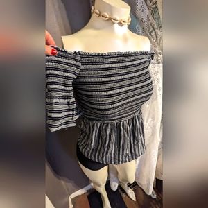 Stretchy off shoulder Maurice's vertical stripe flattering top med sexy hippie